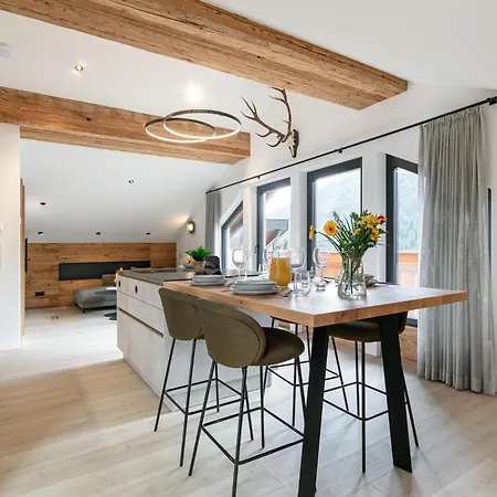 Apartment Alpenlodge Pettneu 1